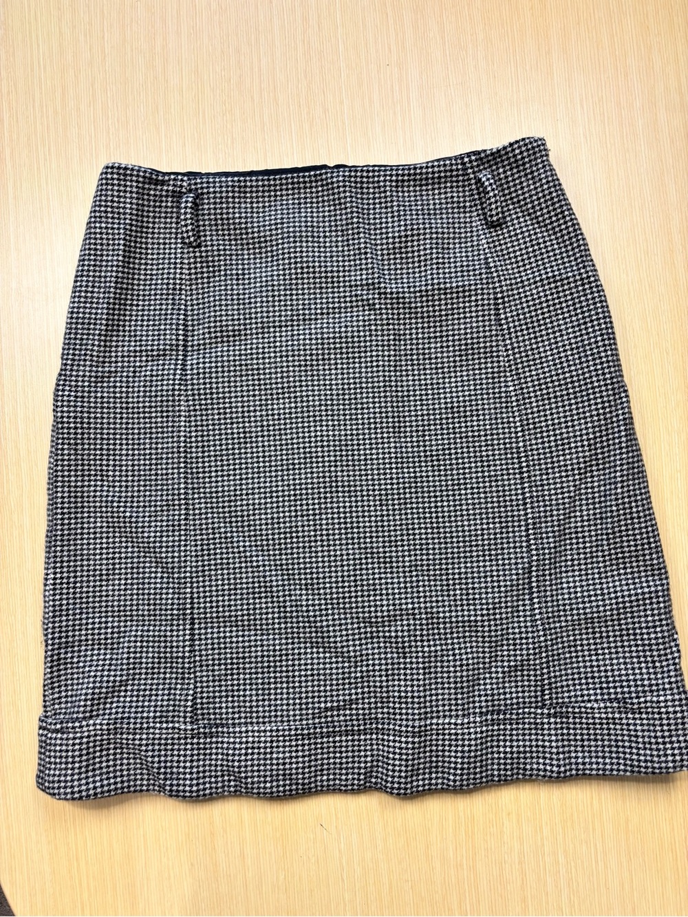 Weekend Max Mara Houndstooth Wool Blend Mini Skirt Black White Tweed Sz 10